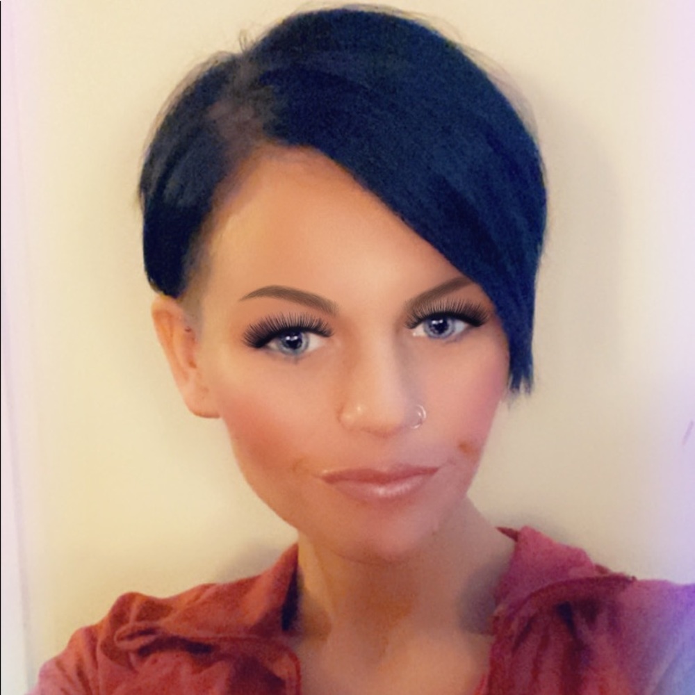 Meet your Posher, Kourtnee